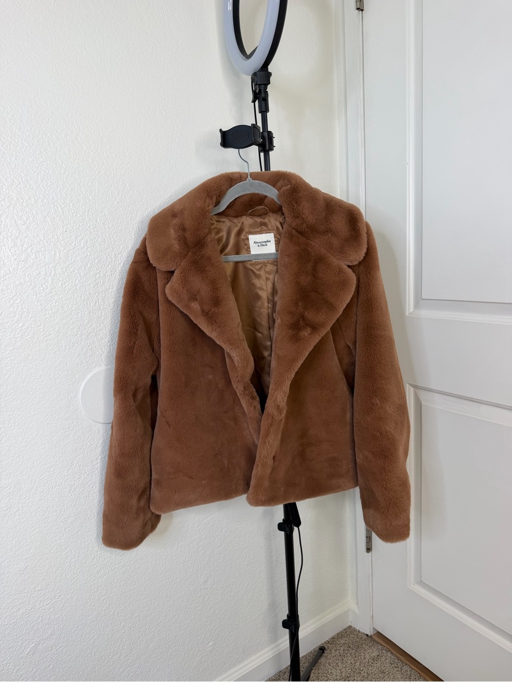 Abercrombie & Fitch Women's Faux Fur Coat xlBrown